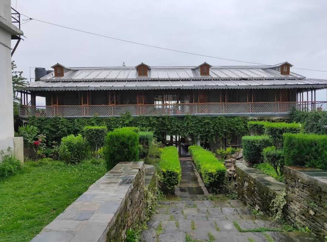 Kausani Best Inn