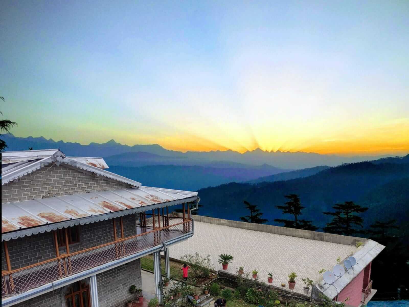 Himalayan sunrise view
